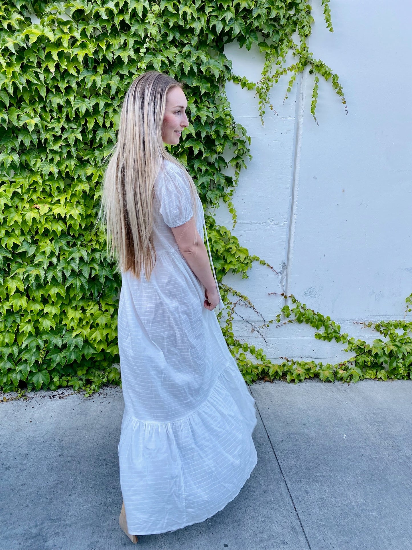 Checked Button Down Maxi Dress with Puff Sleeves in White