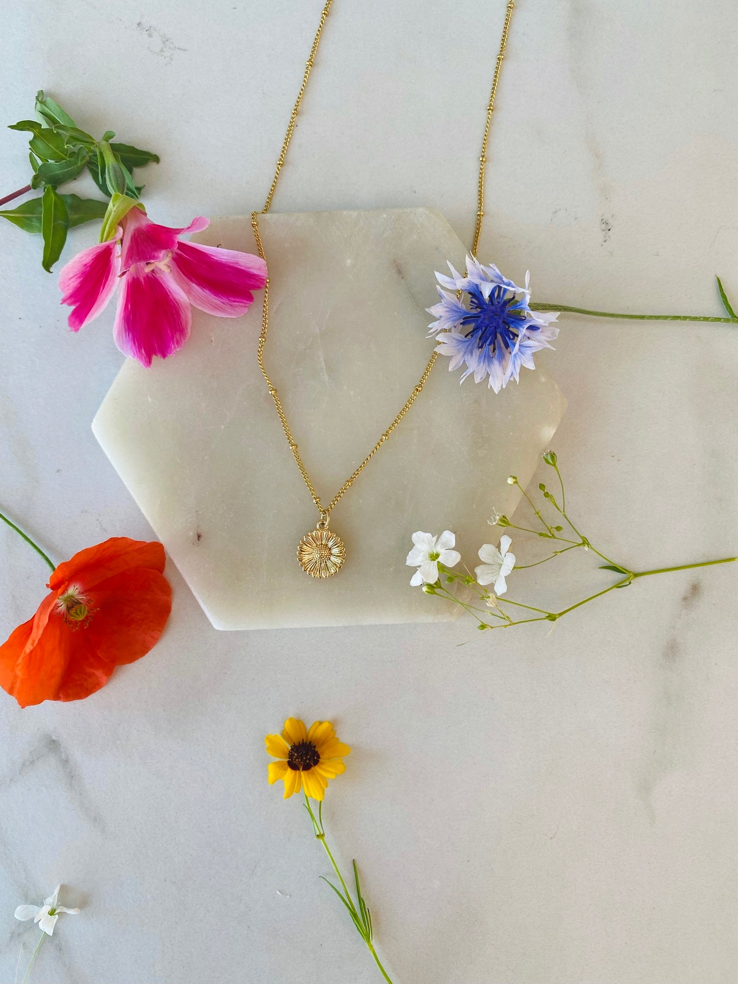 Daisy Flower Pendant