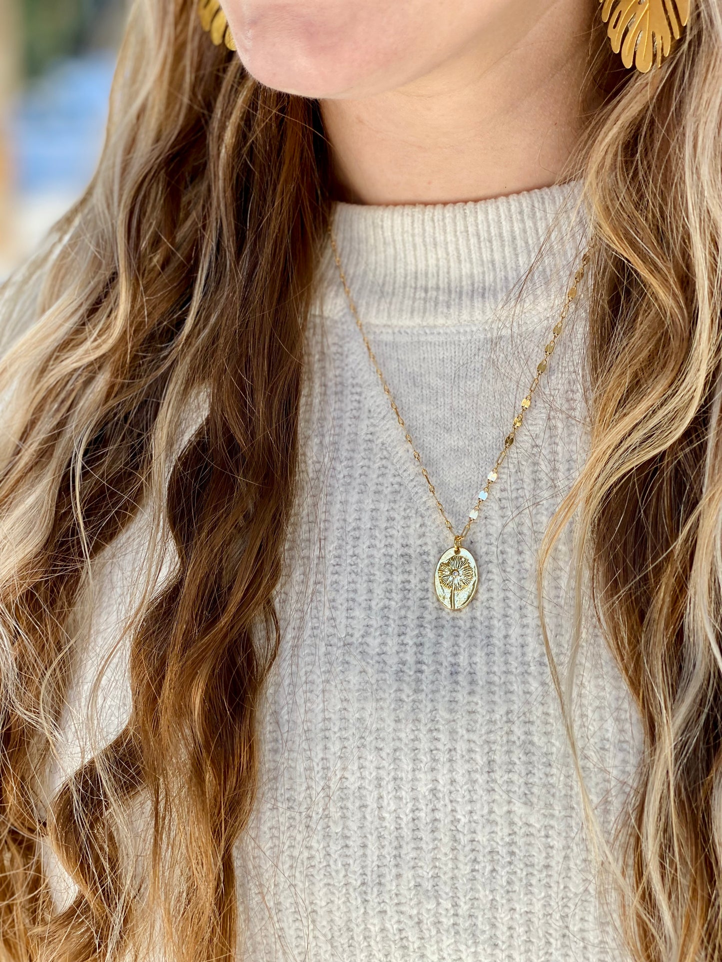 Dandelion Oval Pendant