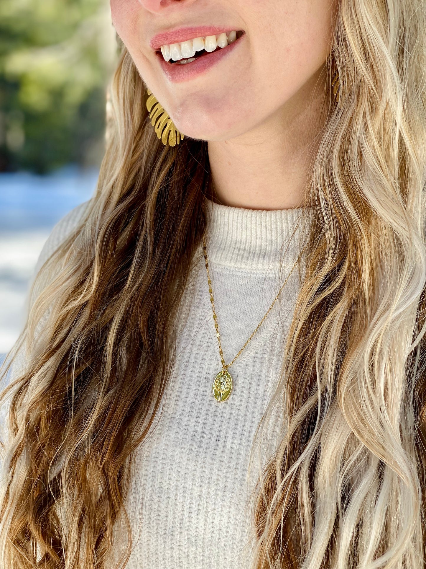 Dandelion Oval Pendant